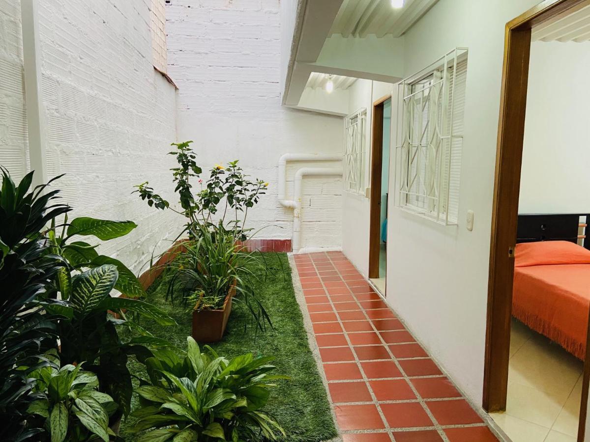 Vivienda Turistica El Zocalo Apartment Guatape Exterior photo